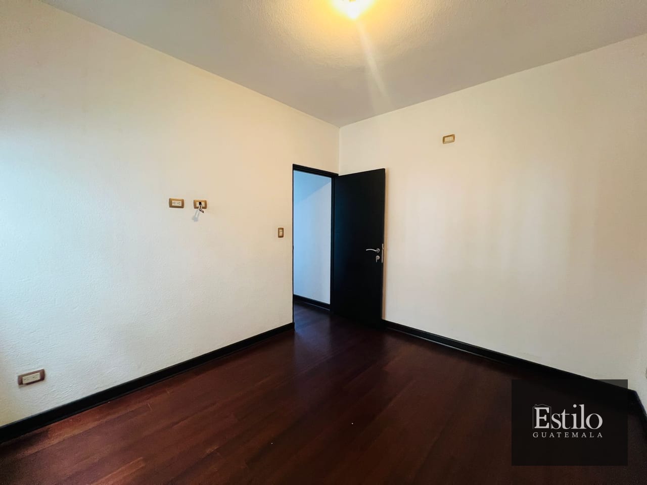 Precioso Apartamento En Venta Las Vistas Z.16 — Apartamento en Venta en La Vista, Zona 16, Guatemala, Ciudad — foto 2 de 7