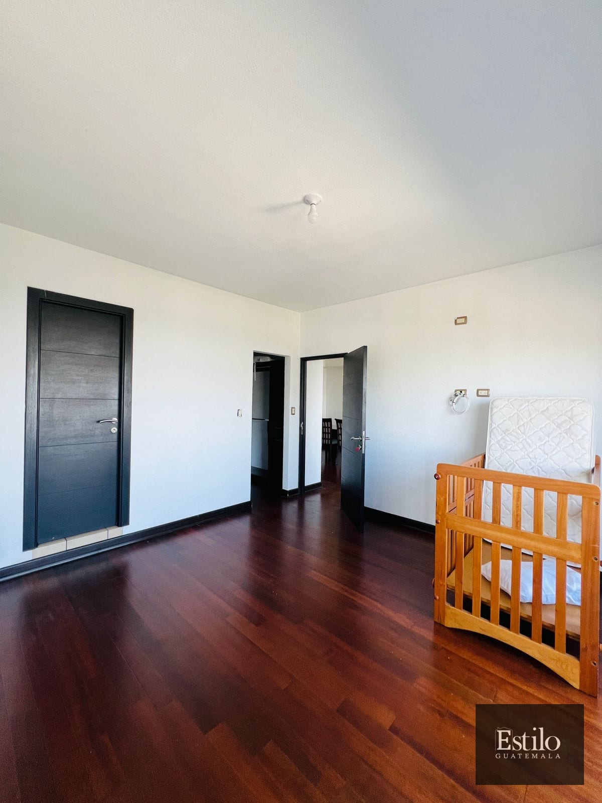 Precioso Apartamento En Venta Las Vistas Z.16 — Apartamento en Venta en La Vista, Zona 16, Guatemala, Ciudad — foto 5 de 7