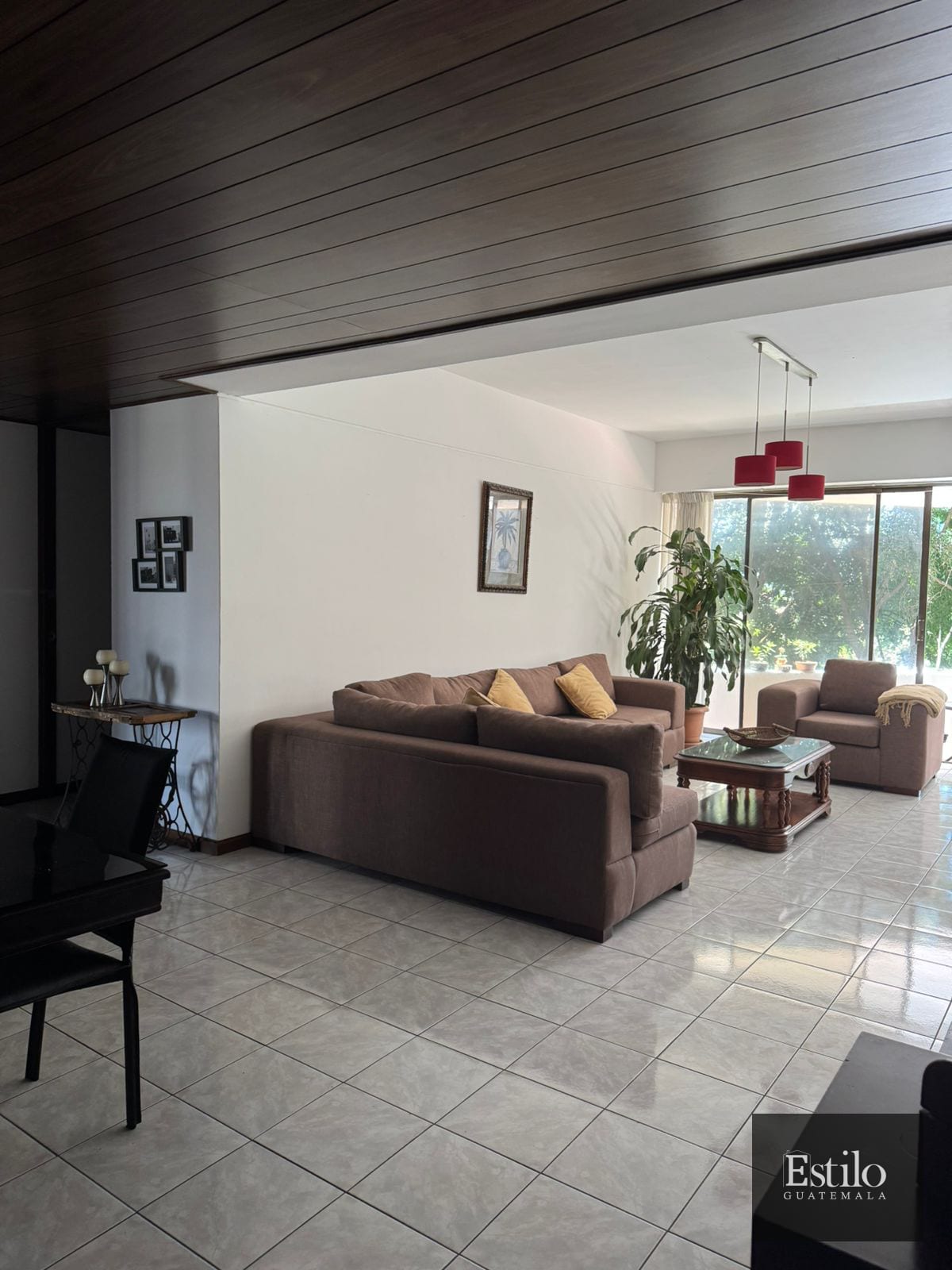 Hermoso Apartamento Con Balcón Z.10 Santa Clara — Apartamento en Alquiler en Santa Clara II, Zona 10, Guatemala, Ciudad — foto 6 de 12