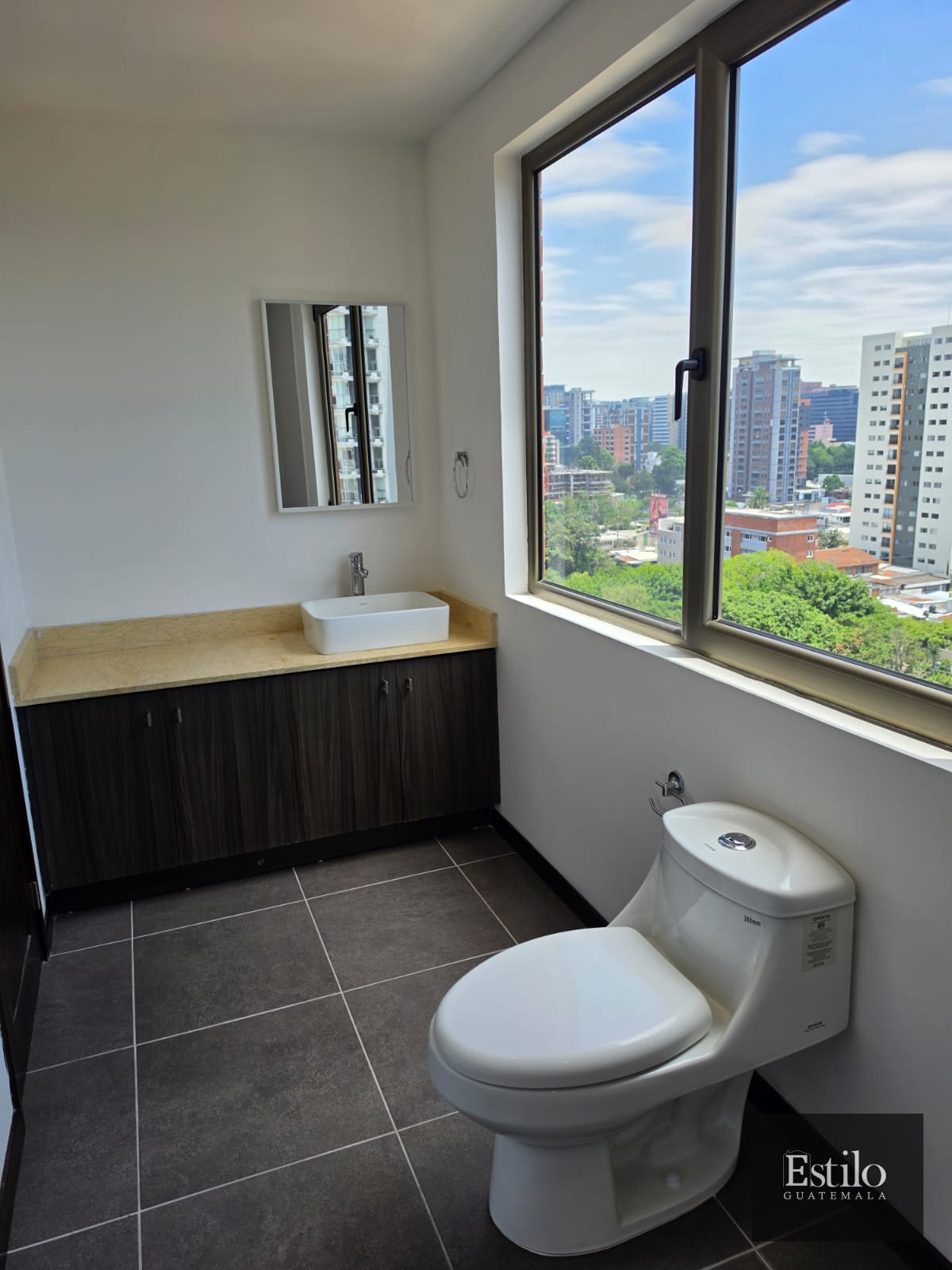 Hermoso Apartamento En Venta Y Alquiler Z.10 — Apartamento en Venta en Neo Apartamentos, Zona 10, Guatemala, Ciudad — foto 16 de 16