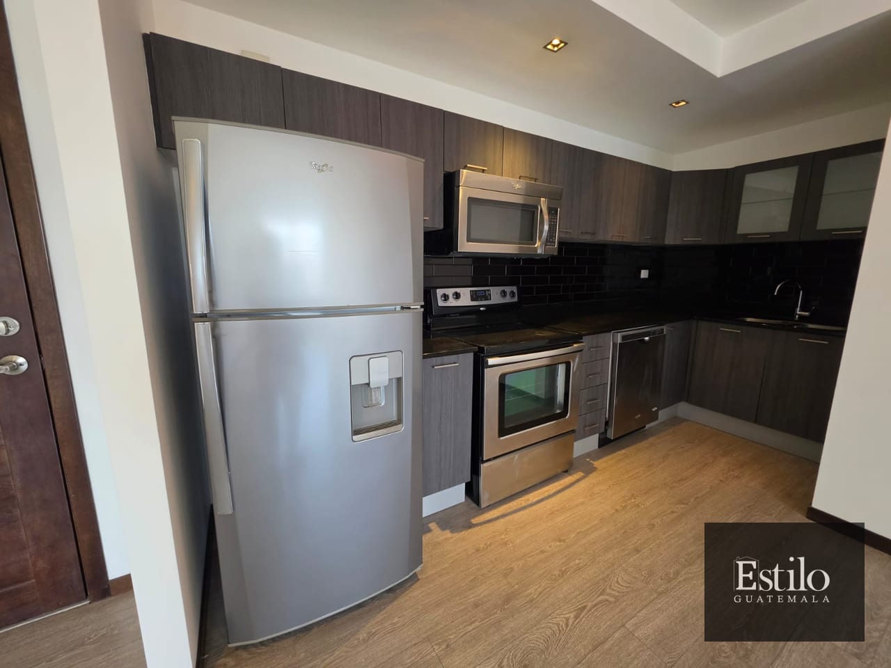 Hermoso Apartamento En Venta Y Alquiler Z.10 — Apartamento en Venta en Neo Apartamentos, Zona 10, Guatemala, Ciudad — foto 10 de 16