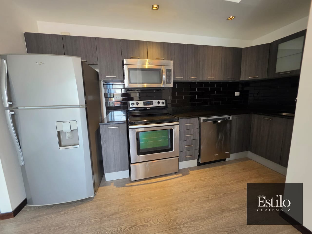 Hermoso Apartamento En Venta Y Alquiler Z.10 — Apartamento en Venta en Neo Apartamentos, Zona 10, Guatemala, Ciudad — foto 11 de 16