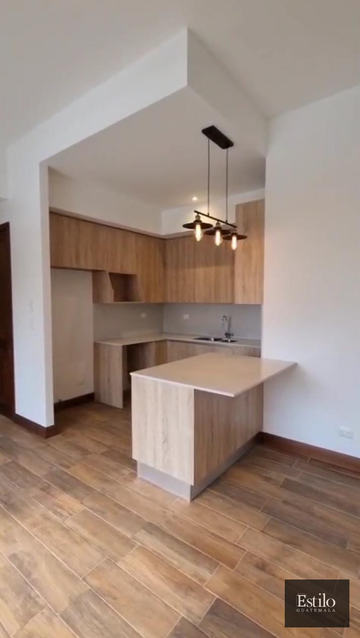 Precioso Apartamento En Alquiler Salvattore Z.10 — Apartamento en Alquiler en Salvattore, Zona 10, Guatemala, Ciudad — foto 2 de 11