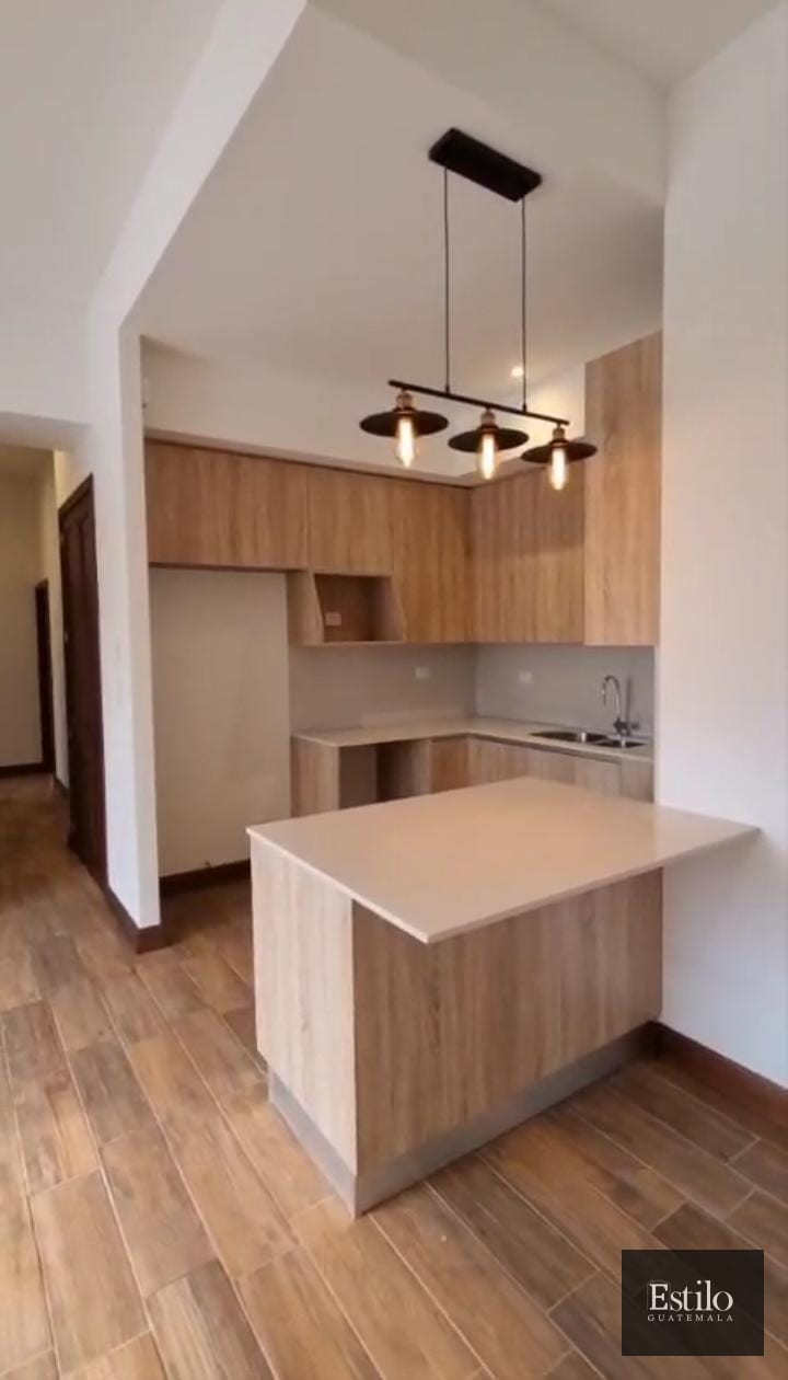 Precioso Apartamento En Alquiler Salvattore Z.10 — Apartamento en Alquiler en Salvattore, Zona 10, Guatemala, Ciudad — foto 3 de 11