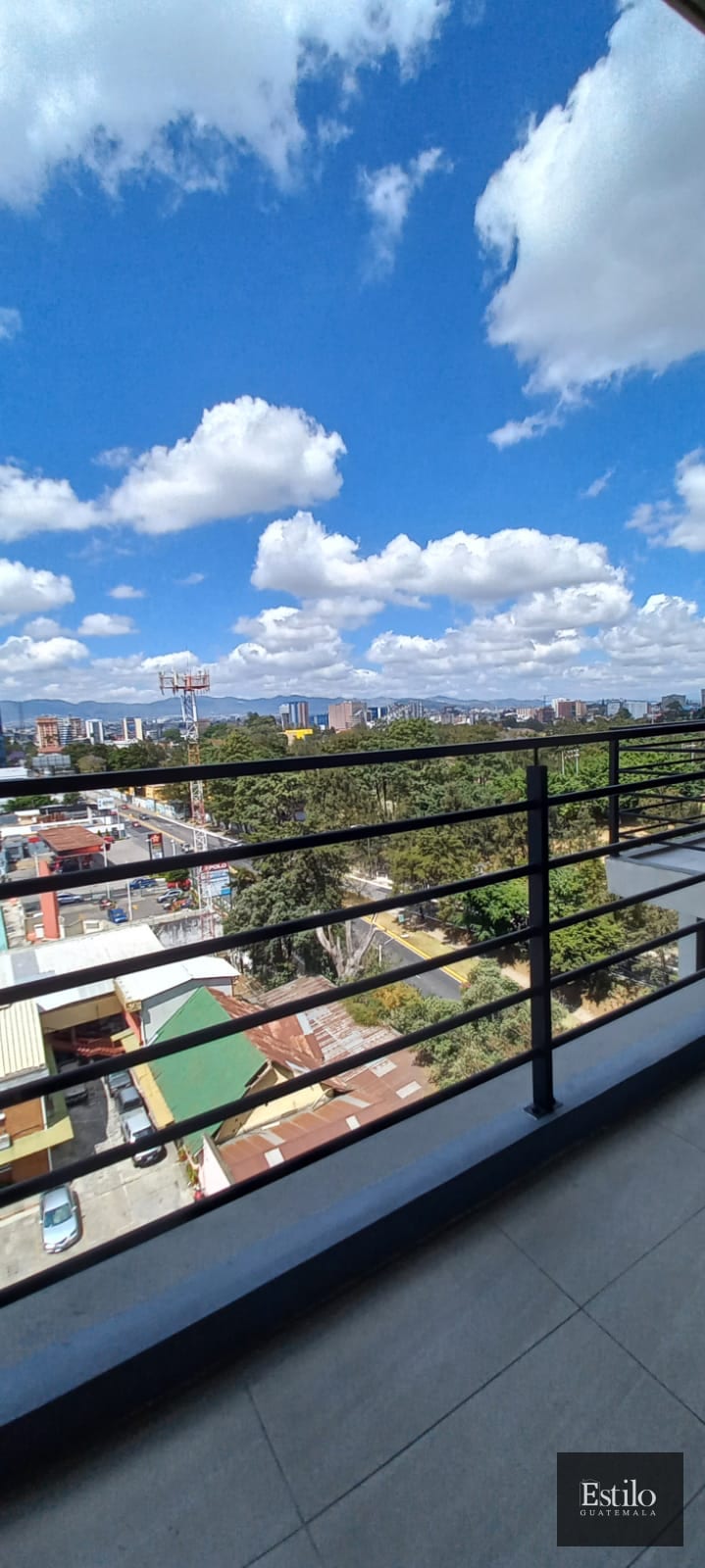 Precioso Apartamento Con Balcón En Venta. — Apartamento en Venta en Mira, Zona 10, Guatemala, Ciudad — foto 1 de 8