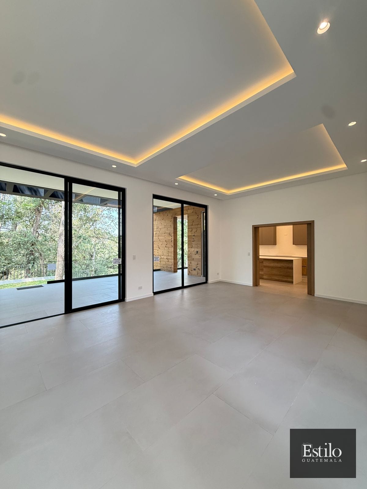 Preciosa Casa En Venta Z.16 — Casa en Venta en Zona 16, Guatemala, Ciudad — foto 11 de 17
