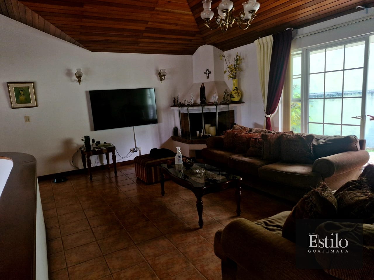 Hermosa y Elegante Casa En las Cumbres — Casa en Venta en Las Cumbres, Zona 16, Guatemala, Ciudad — foto 5 de 10