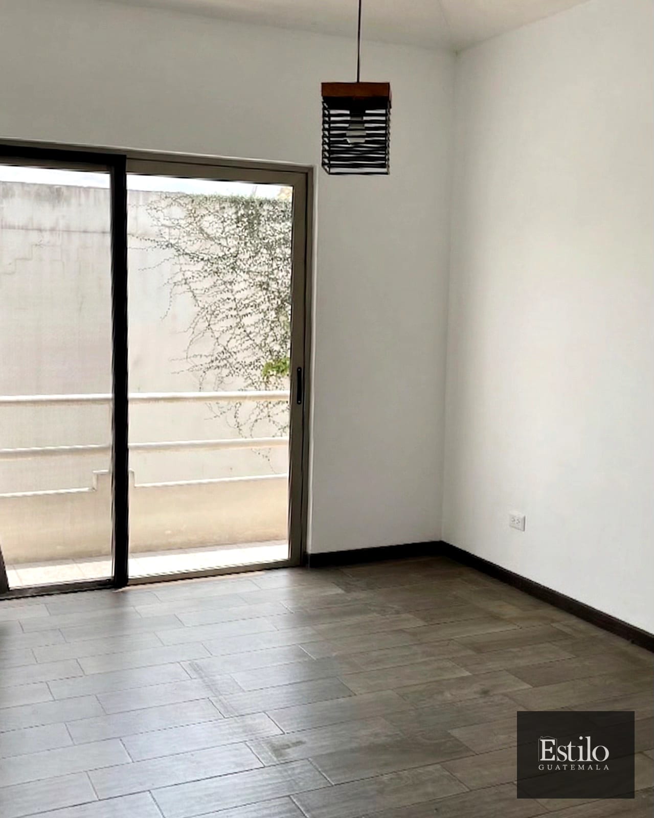 Preciosa Casa En Venta Santa Catarina Pinula — Casa en Venta en Santa Catarina Pinula, Guatemala, Ciudad — foto 5 de 9