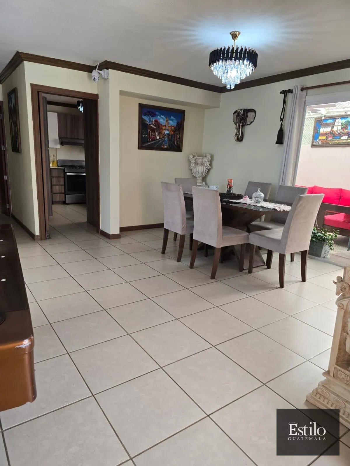 Espectacular Casa En Venta — Casa en Venta en Villas de San Martin de Allende, Carretera a El Salvador, Guatemala, Ciudad — foto 4 de 16