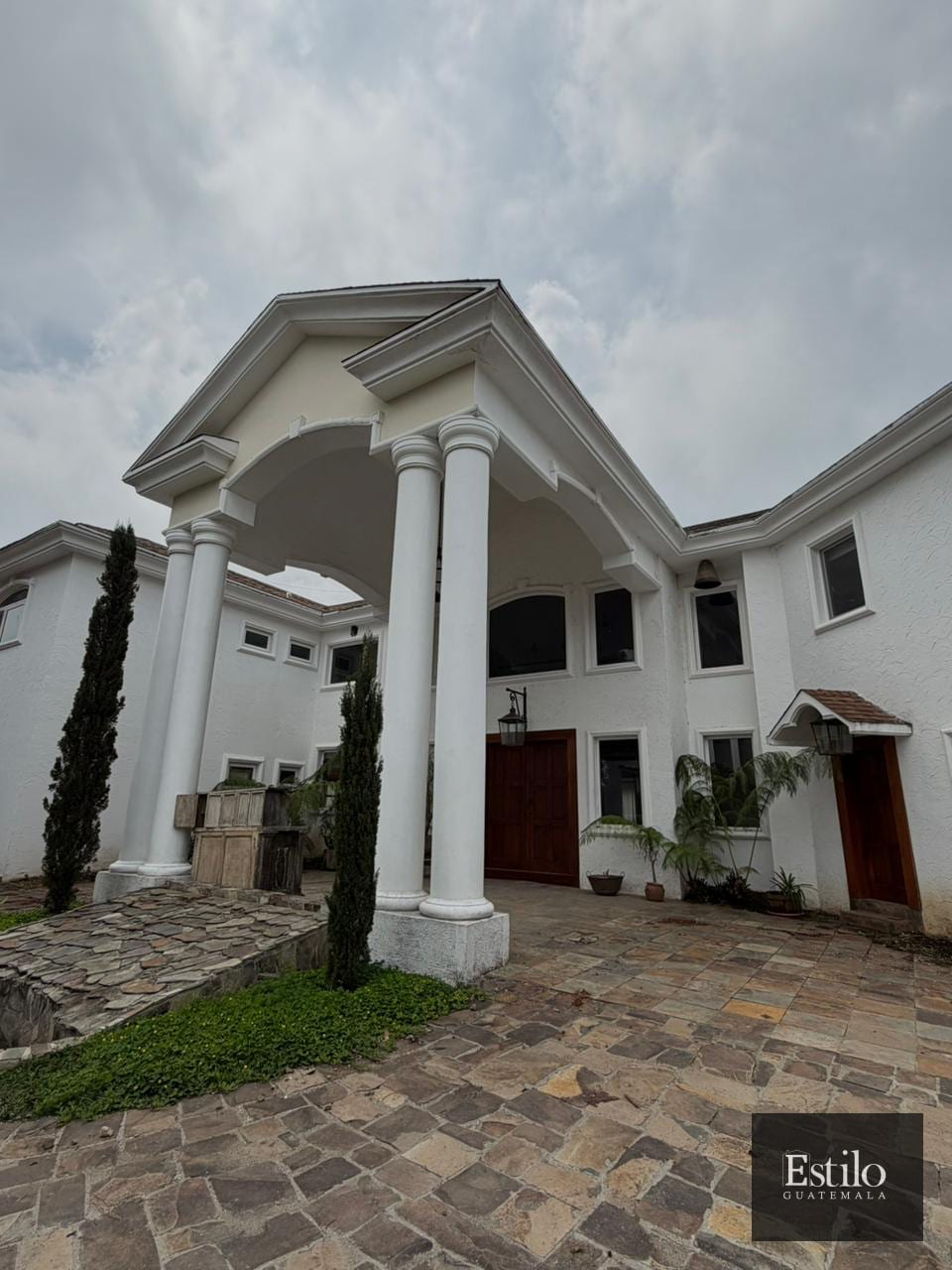 Espectacular Casa Estilo Mansión — Casa en Venta en Carretera a El Salvador, Guatemala, Ciudad — foto 5 de 15