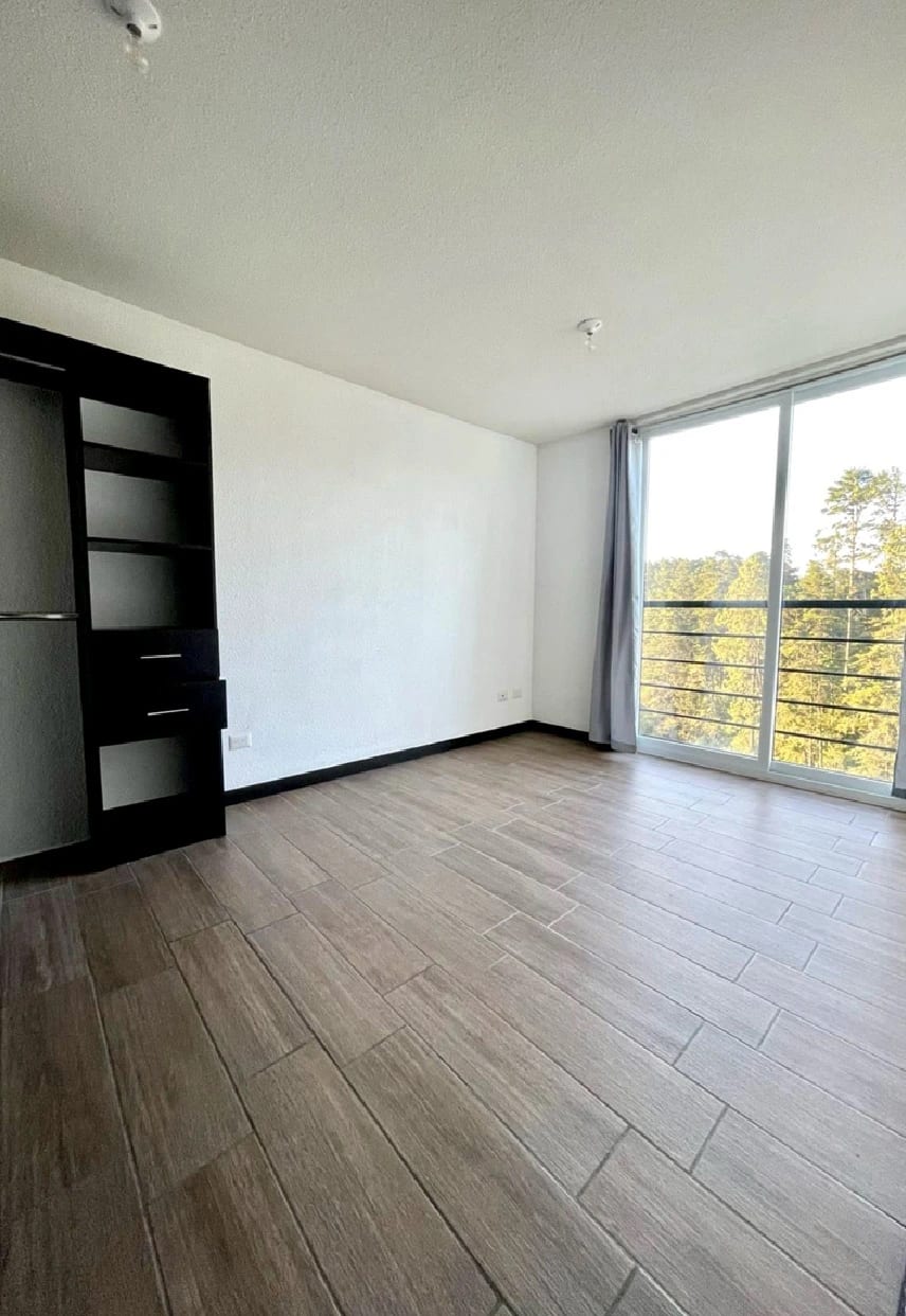Rento Apartamento — Apartamento en Alquiler en El Pulté, Zona 16, Guatemala, Ciudad — foto 5 de 11