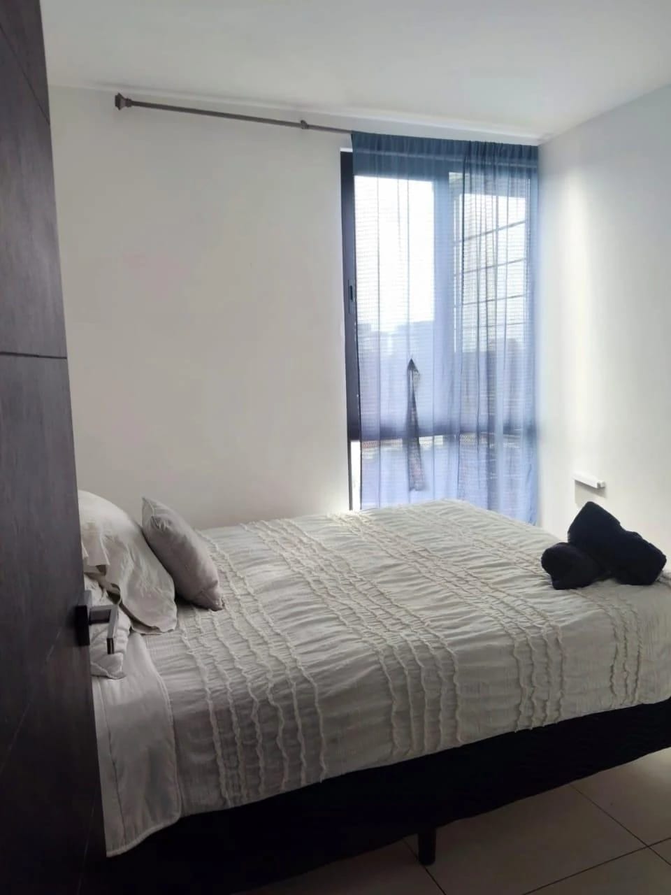 Apartamento Amueblado en Renta Zona 14 cod.CA36590 — Apartamento en Alquiler en Zona 10, Guatemala, Ciudad — foto 6 de 11