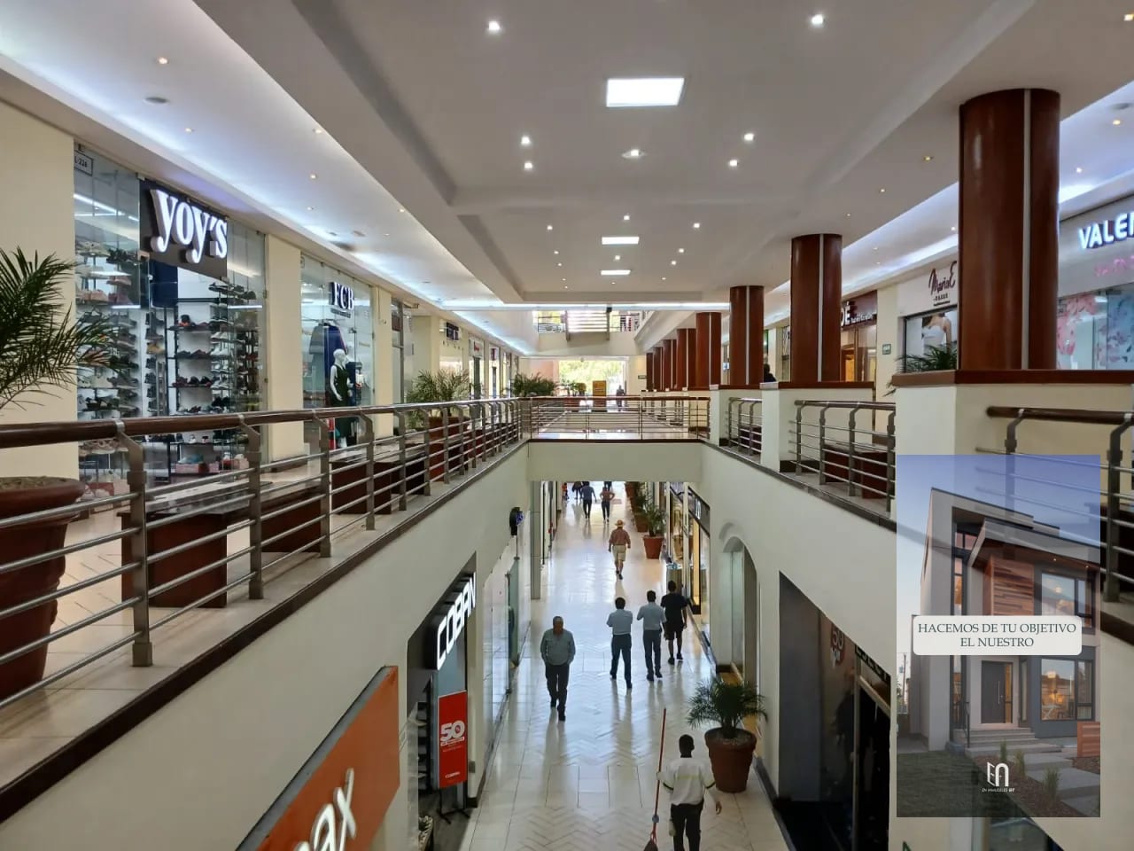 Local Comercial de 90 m² en Alquiler | C.C. Los Próceres Zona 10 — Local en Alquiler en Centro Comercial Los Próceres, Zona 10, Guatemala, Ciudad — foto 2 de 6
