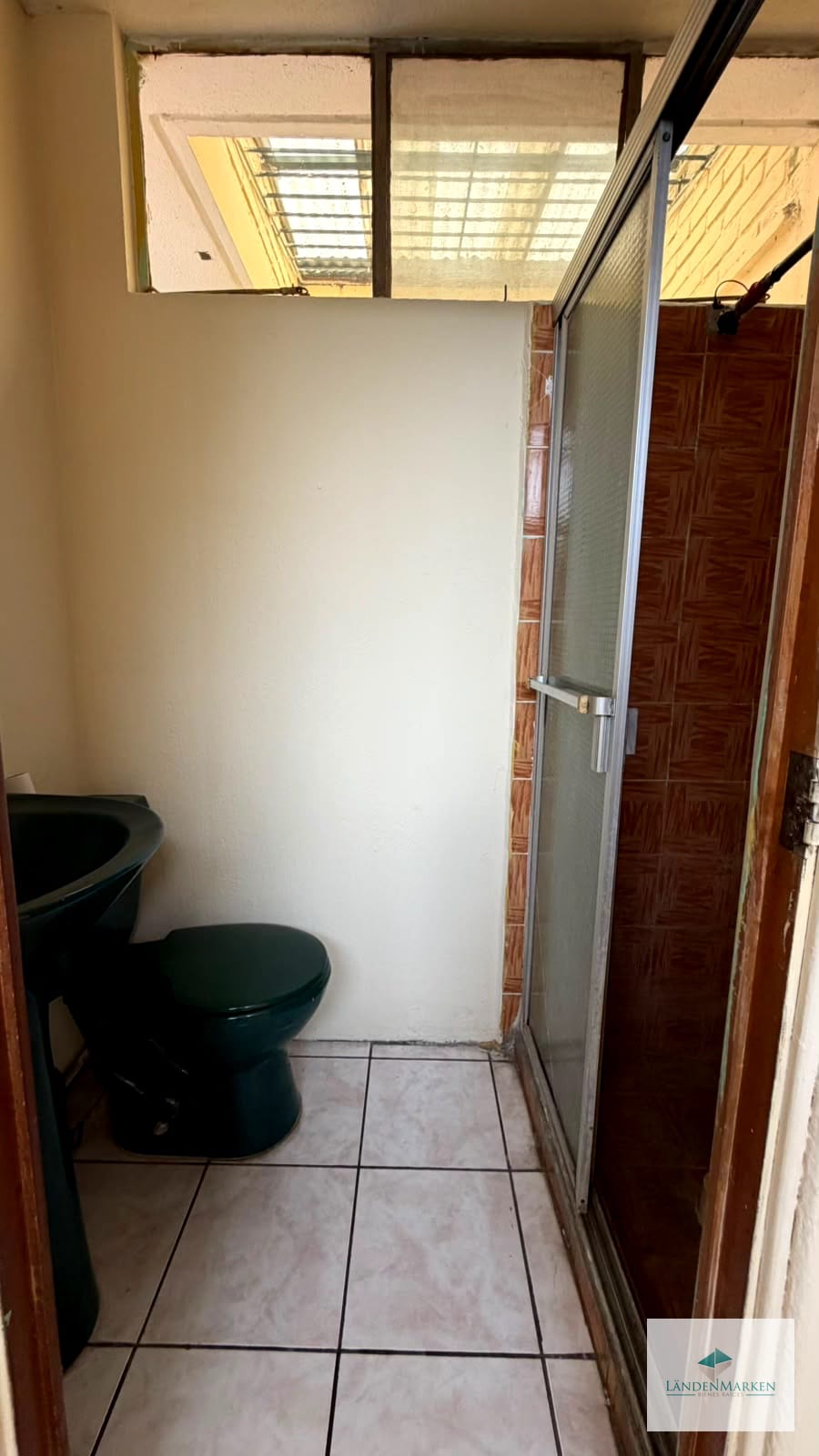 Casa Fuera de Garita para Oficinas o Vivienda Familiar en Zona 7 Tikal 1 — Casa en Alquiler en Tikal I, Zona 7, Guatemala, Ciudad — foto 12 de 17