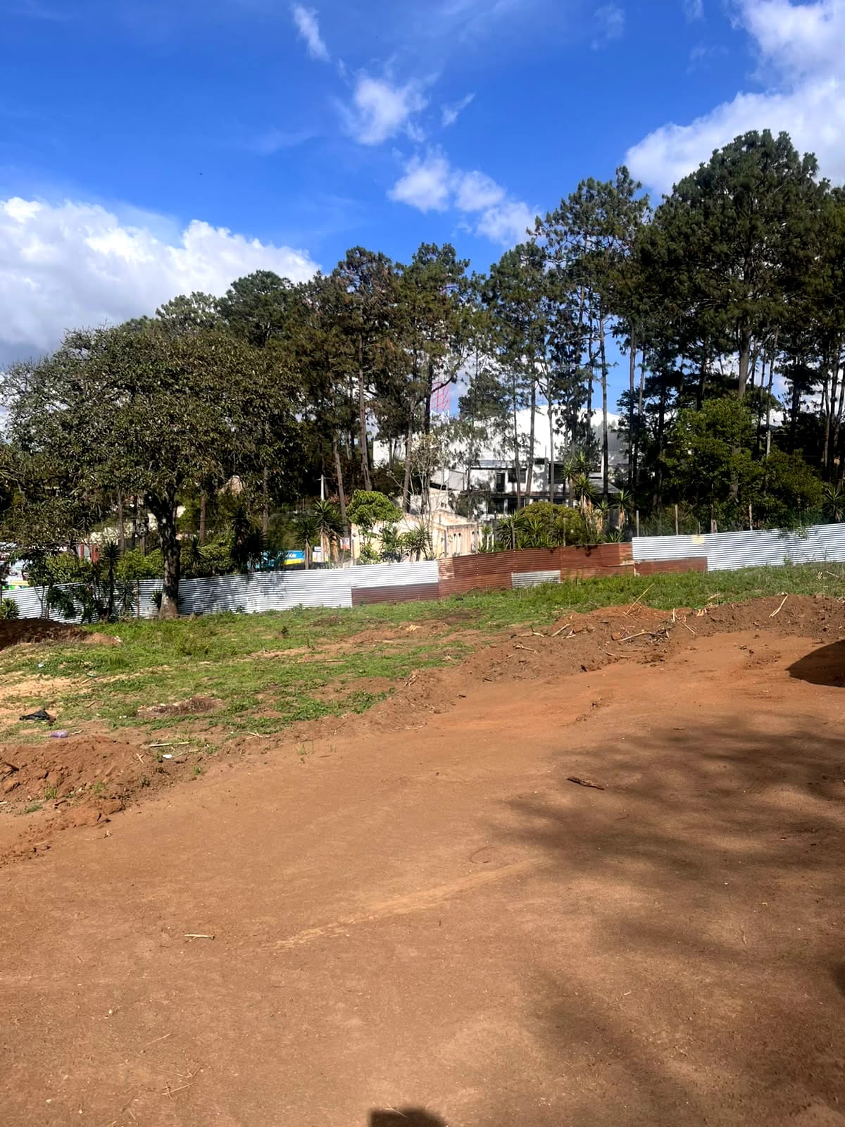 Terreno en Renta en San Andres Itzapa, a 1 minuto del libramiento de Chimaltenango — Terreno en Alquiler en San Andrés Itzapa, Chimaltenango — foto 1 de 10
