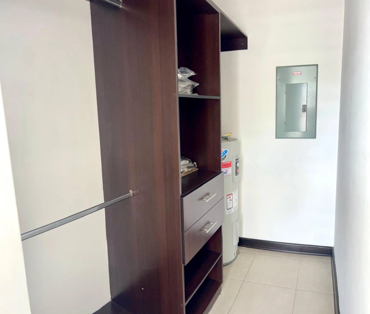Apartamento Amueblado en venta, Edificio Destiny, km. 14.5 Carretera a El Salvador — Apartamento en Venta en Destiny Sky Homes, Carretera a El Salvador, Guatemala, Ciudad — foto 8 de 11