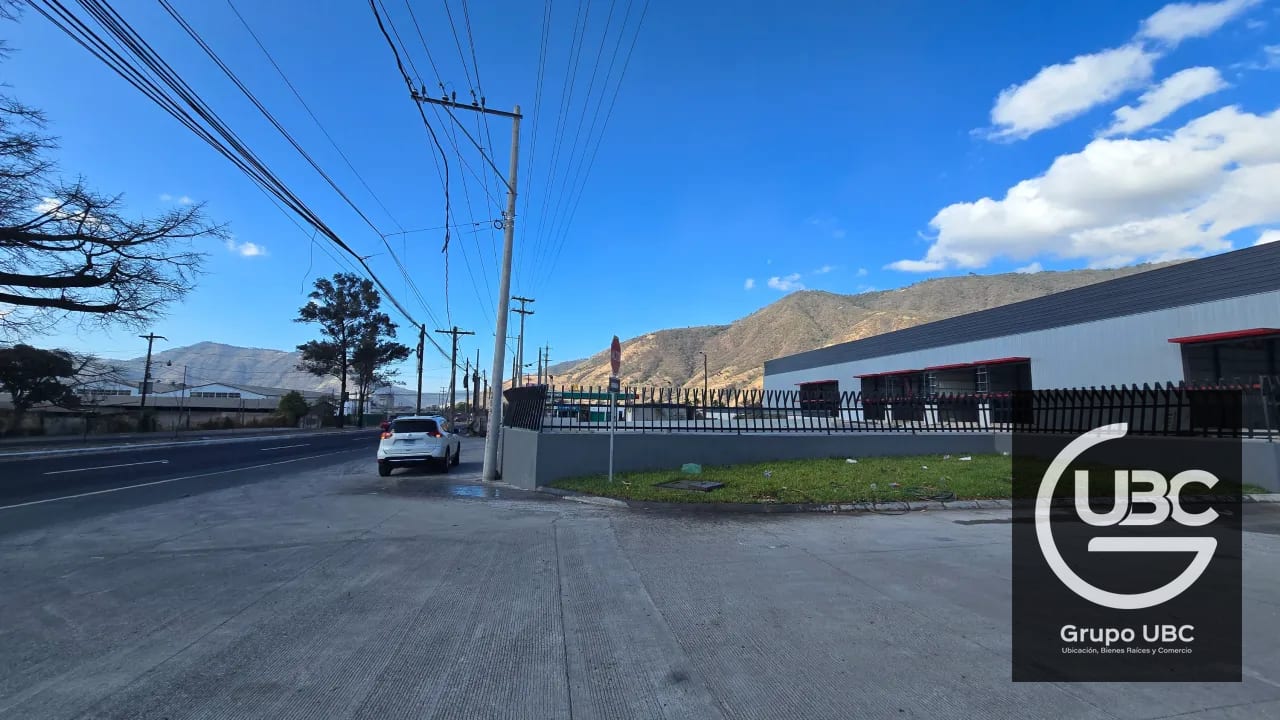 Bodega en renta en Amatitlán km 28 — Bodega / Ofibodega en Alquiler en Amatitlán, Guatemala, Ciudad — foto 9 de 9