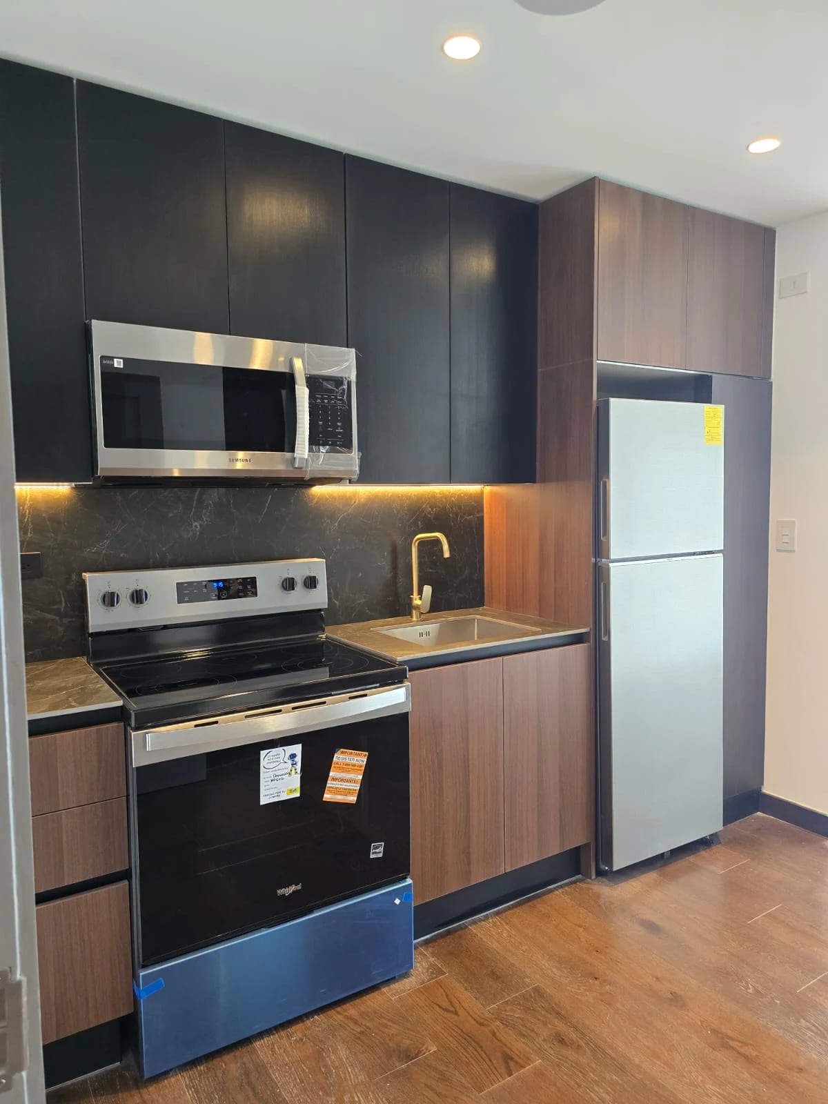 Tu proximo hogar te esta esperando! — Apartamento en Alquiler en Atarah, Zona 10, Guatemala, Ciudad — foto 1 de 12