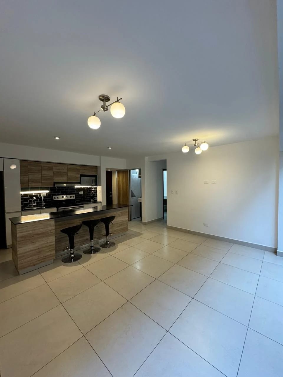 Z.14 Edificio BE14 Área de la Villa – Apto. en Venta en Primer Nivel con Jardín — Apartamento en Venta en Be14, Zona 14, Guatemala, Ciudad — foto 14 de 15