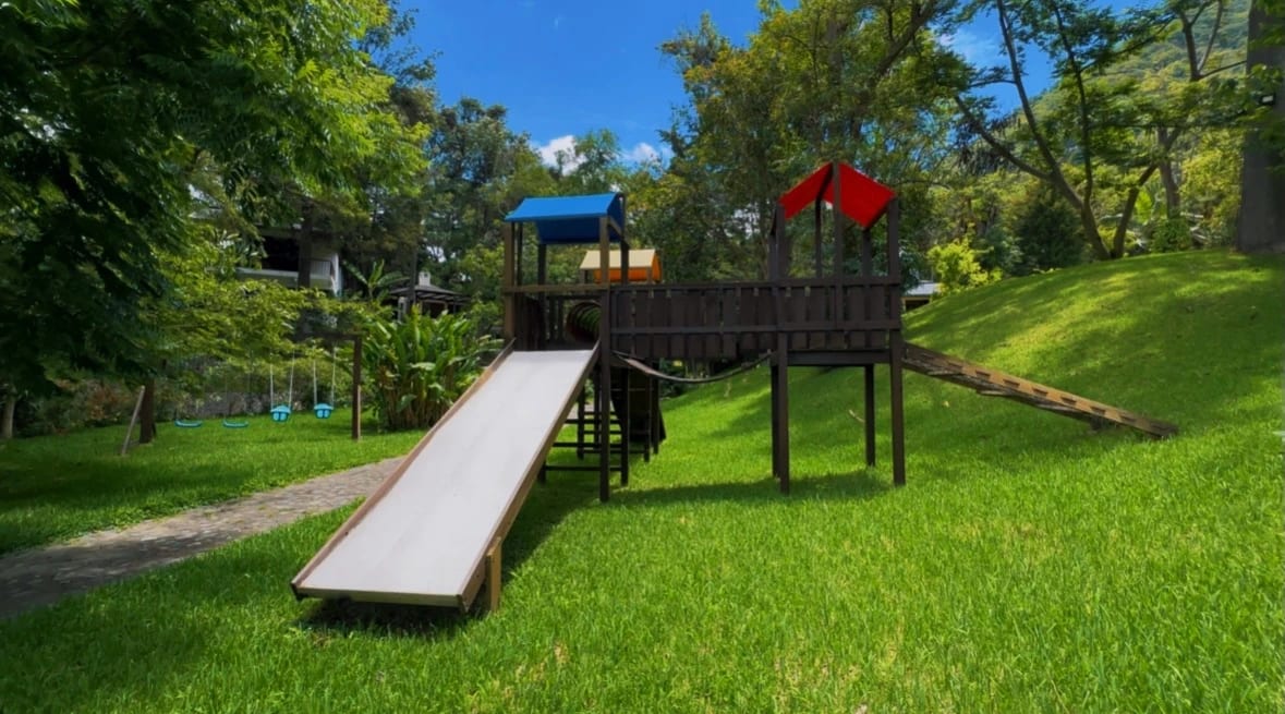 La Cañada de Atitlan, Espectacular propiedad en venta en la mejor ubicación y urbanización de Panajachel. — Casa vacacional en Venta en Panajachel, Sololá — foto 5 de 17