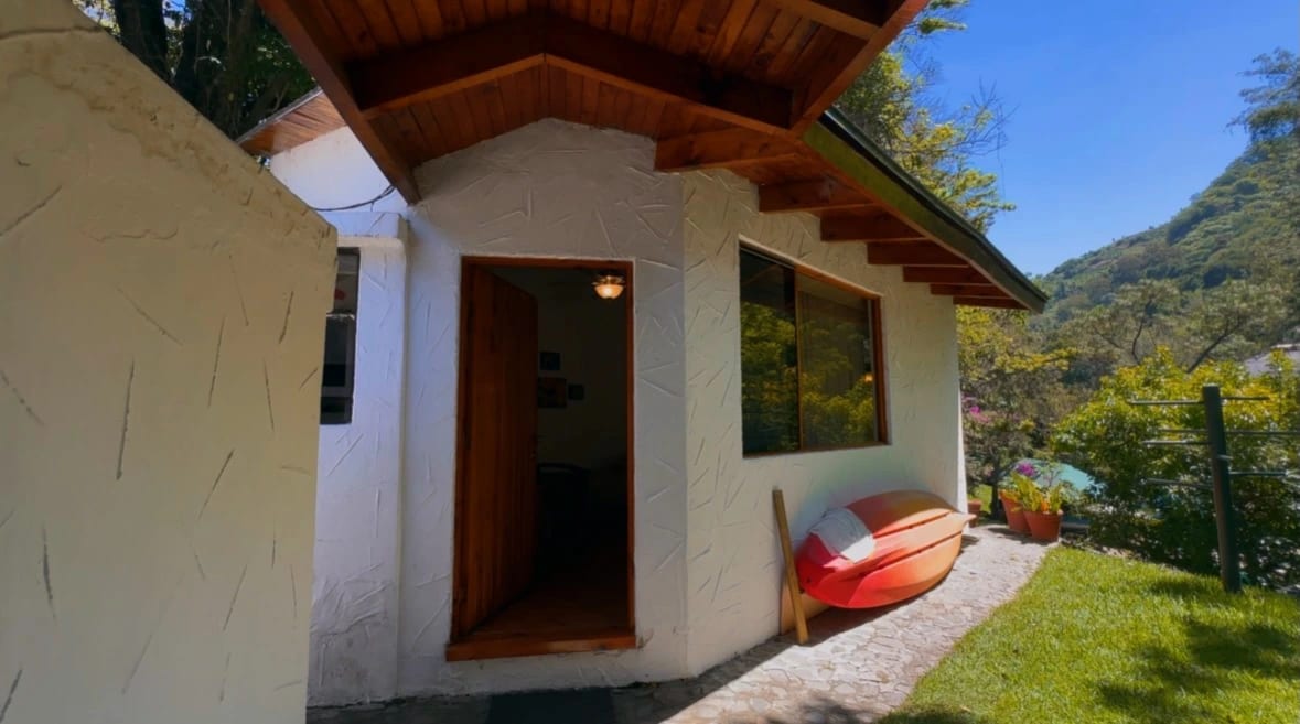 La Cañada de Atitlan, Espectacular propiedad en venta en la mejor ubicación y urbanización de Panajachel. — Casa vacacional en Venta en Panajachel, Sololá — foto 15 de 17