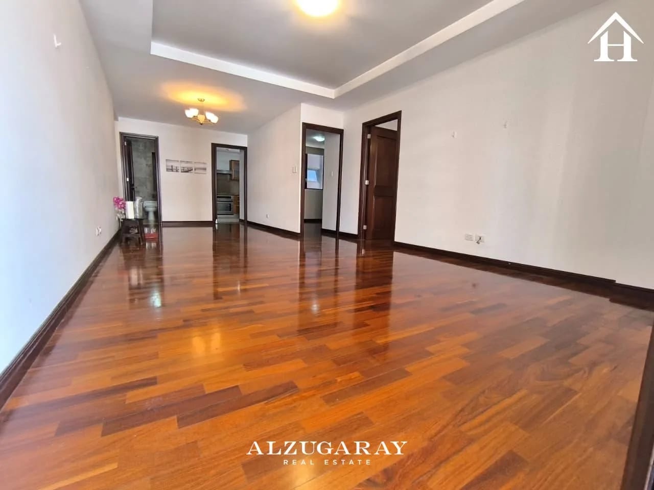 Apto. C/ Balcón Z. 14 2 Hab. / Casa Rialto — Apartamento en Venta en Casa Rialto, Zona 14, Guatemala, Ciudad — foto 1 de 9