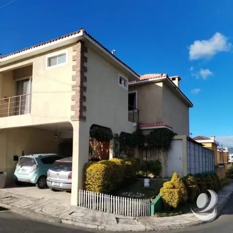Casa en Venta en Valle de Navarra San José Pinula — Casa en Venta en San José Pinula, Guatemala, Ciudad — foto 1 de 16