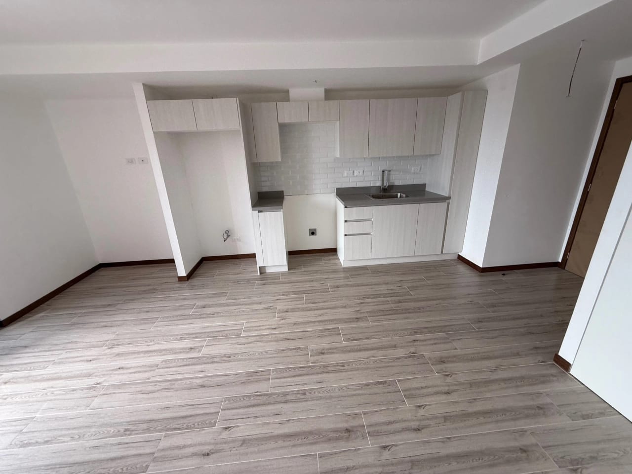 Venta de Apartamento en Zona 10 – Cerca de Diagonal 6, Edificio Nuevo — Apartamento en Venta en Neo Apartamentos, Zona 10, Guatemala, Ciudad — foto 13 de 17