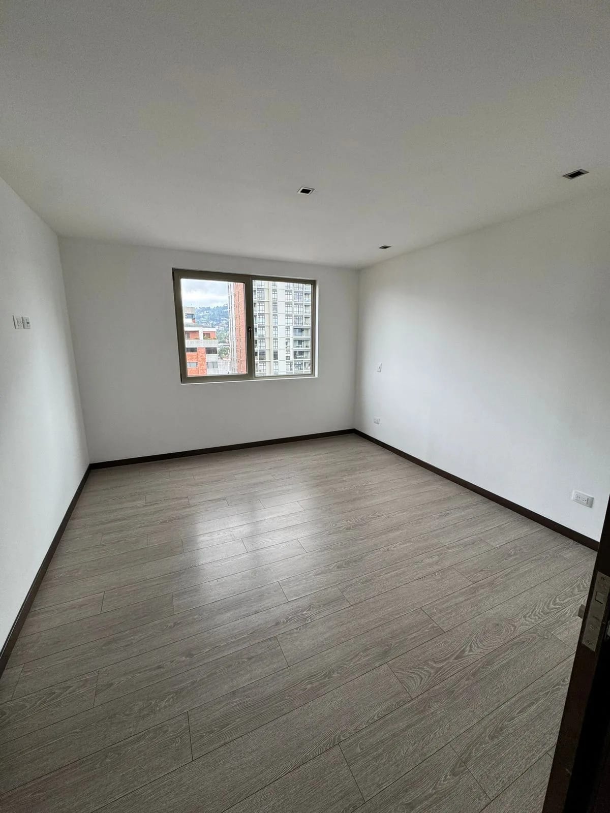 Vendo Apartamento en Zona 10 UBICACION EXCLUSIVA — Apartamento en Venta en Neo Apartamentos, Zona 10, Guatemala, Ciudad — foto 7 de 17