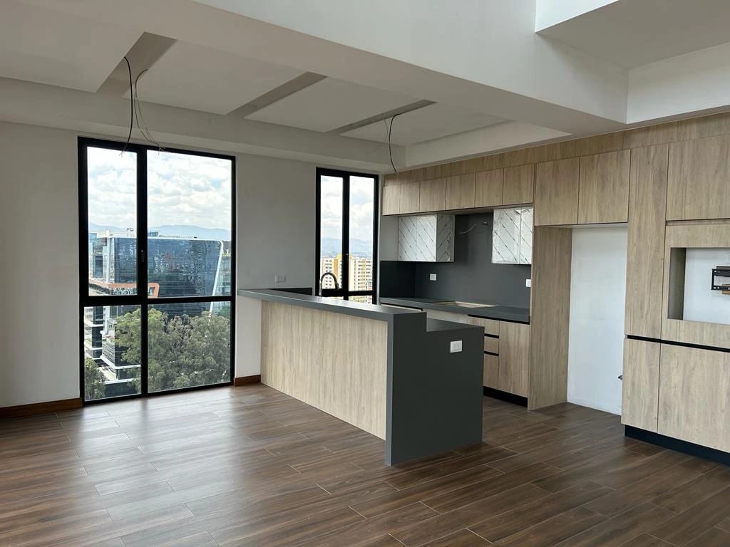 Rento apartamento en Zona 10 EDIFICIO DE LUJO CERCA DE FONTABELLA — Apartamento en Alquiler en Monád, Zona 10, Guatemala, Ciudad — foto 13 de 17