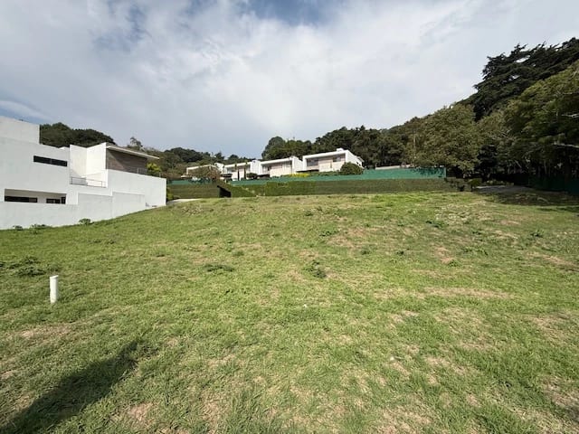 Vendo terreno en Santa Catarina Pinula 20 calle final Zona 10 — Terreno en Venta en Santa Catarina Pinula, Guatemala, Ciudad — foto 1 de 17