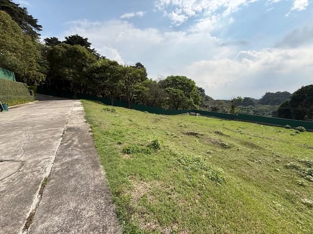 Vendo terreno en Santa Catarina Pinula 20 calle final Zona 10 — Terreno en Venta en Santa Catarina Pinula, Guatemala, Ciudad — foto 9 de 17
