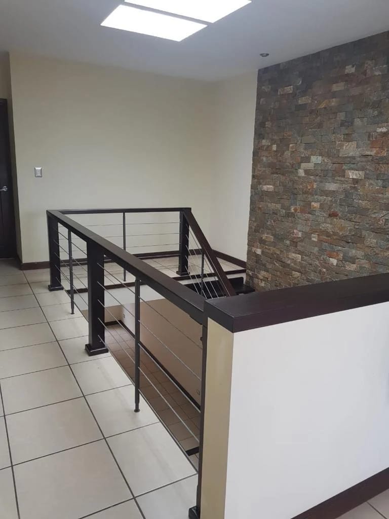 Rento casa en Zona 16 SAN ISIDRO CONDOMINIO EXCLUSIVO — Casa en Alquiler en Ensenada de San Isidro, Zona 16, Guatemala, Ciudad — foto 2 de 16