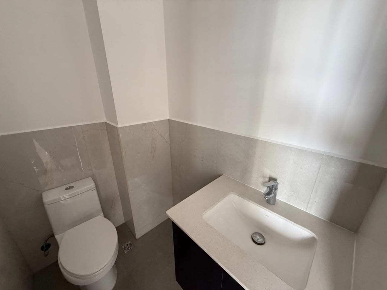 Vendo apartamento en Zona 13 AVENIDA LAS AMERICAS REMATE BANCARIO!! — Apartamento en Venta en Rosselló, Zona 13, Guatemala, Ciudad — foto 4 de 17
