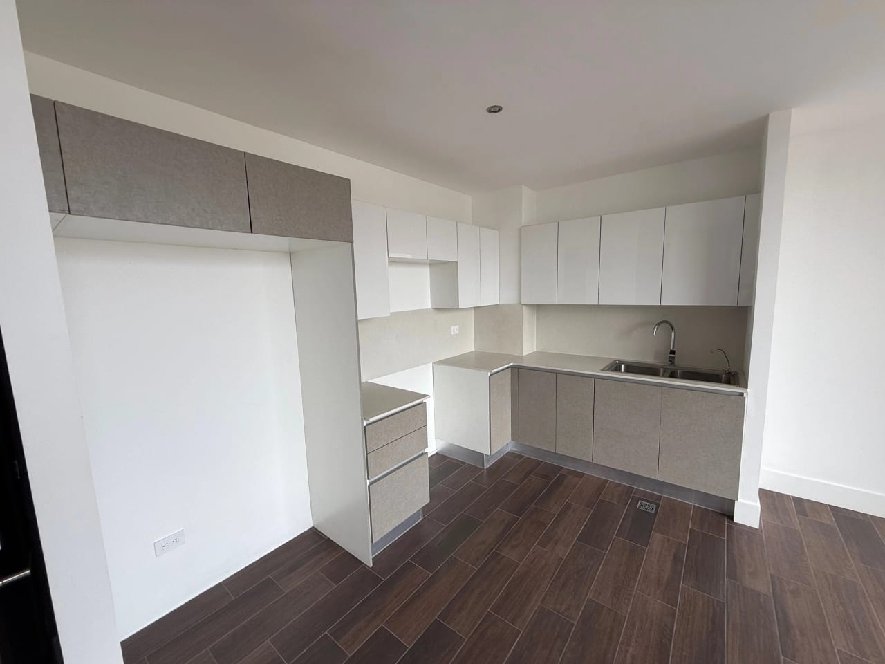 Vendo apartamento en Zona 13 AVENIDA LAS AMERICAS REMATE BANCARIO!! — Apartamento en Venta en Rosselló, Zona 13, Guatemala, Ciudad — foto 6 de 17