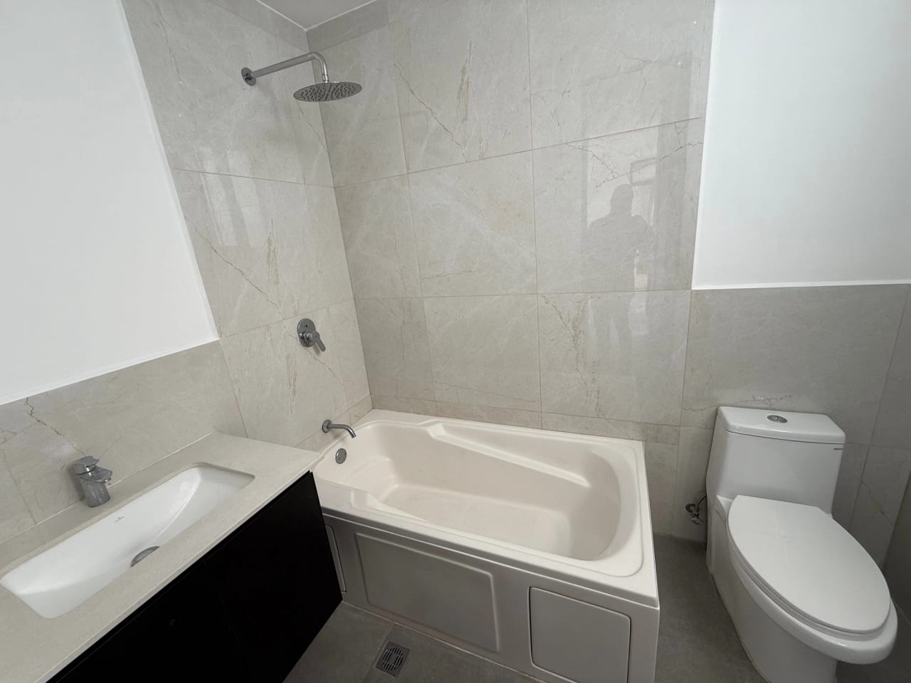 Vendo apartamento en Zona 13 AVENIDA LAS AMERICAS REMATE BANCARIO!! — Apartamento en Venta en Rosselló, Zona 13, Guatemala, Ciudad — foto 12 de 17