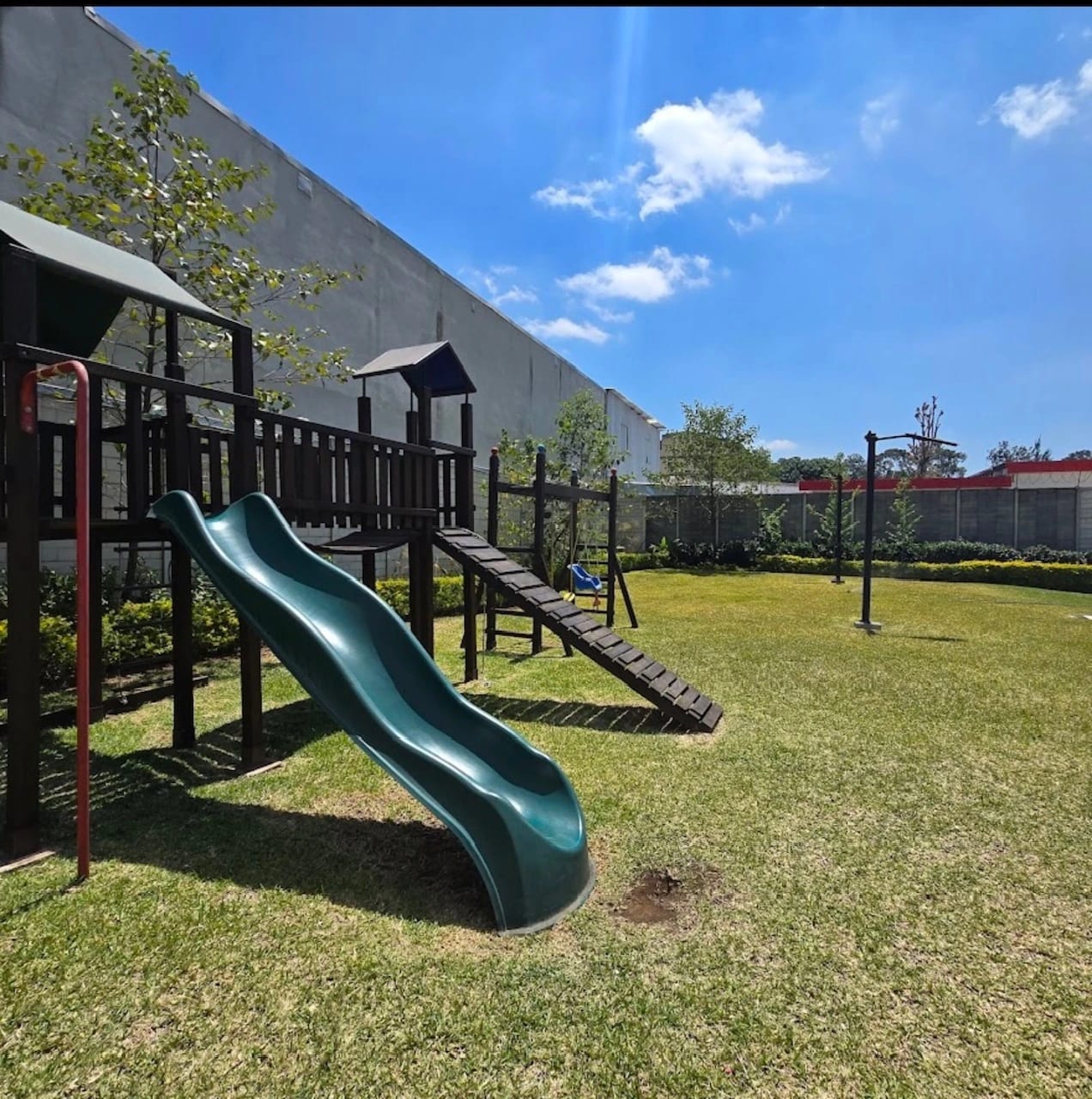 Vendo apartamento en Zona 12 EDIFICIO MODERNO REMATE BANCARIO — Apartamento en Venta en Miranda, Zona 12, Guatemala, Ciudad — foto 8 de 17