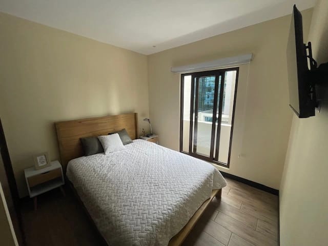 Rento apartamento en Zona 10 AMUEBLADO, EDIFICIO NUEVO CON AMENIDADES — Apartamento en Alquiler en Habitat Ciudad Vieja, Zona 10, Guatemala, Ciudad — foto 13 de 17