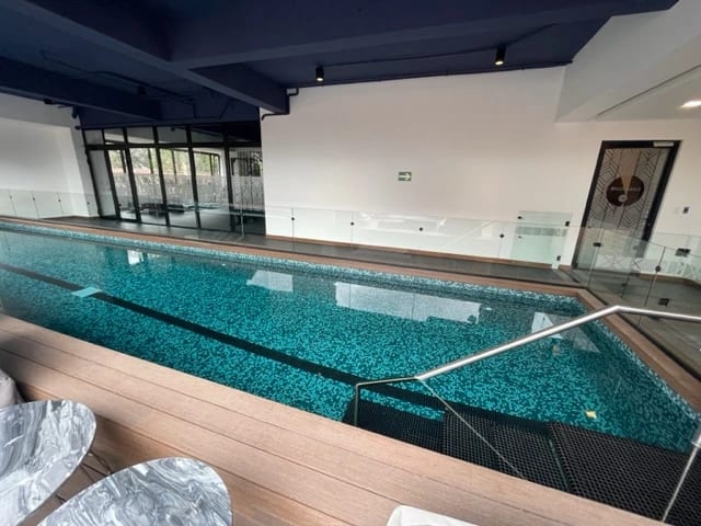 Rento apartamento en Zona 10 EDIFICIO DE LUJO CERCA DE FONTABELLA — Apartamento en Alquiler en Monád, Zona 10, Guatemala, Ciudad — foto 3 de 17