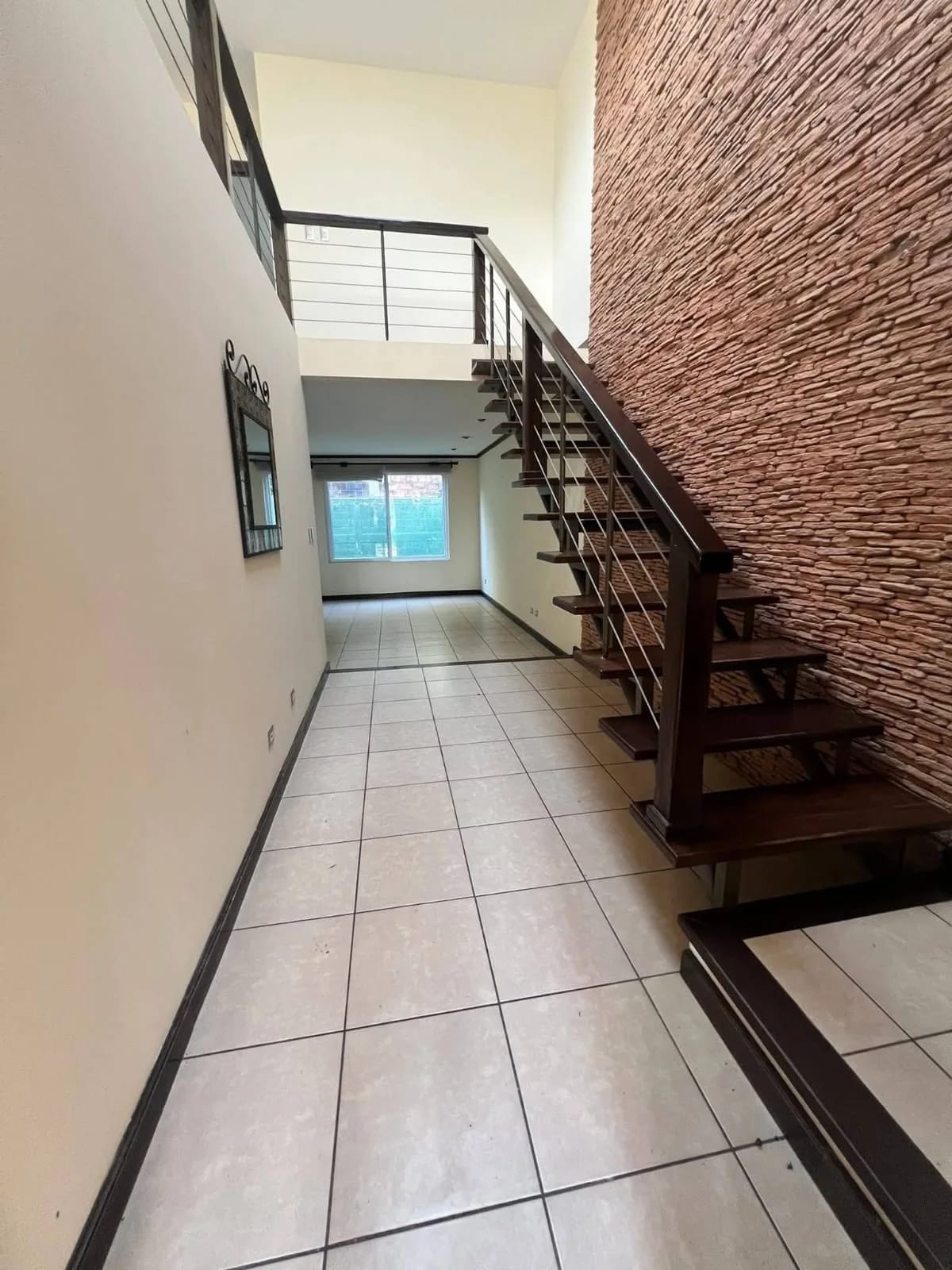 Vendo casa en Zona 16 SAN ISIDRO CONDOMINIO EXCLUSIVO — Casa en Venta en Ensenada de San Isidro, Zona 16, Guatemala, Ciudad — foto 14 de 17