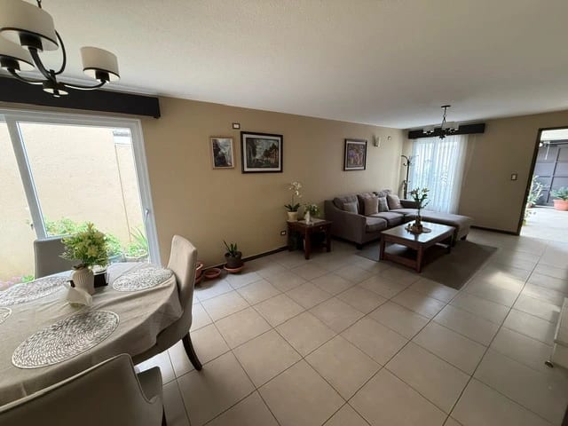 Vendo casa en Carretera a El Salvador CONDOMINIO SOBRE CARRETERA — Casa en Venta en Cumbres de La Arboleda, Carretera a El Salvador, Guatemala, Ciudad — foto 12 de 17