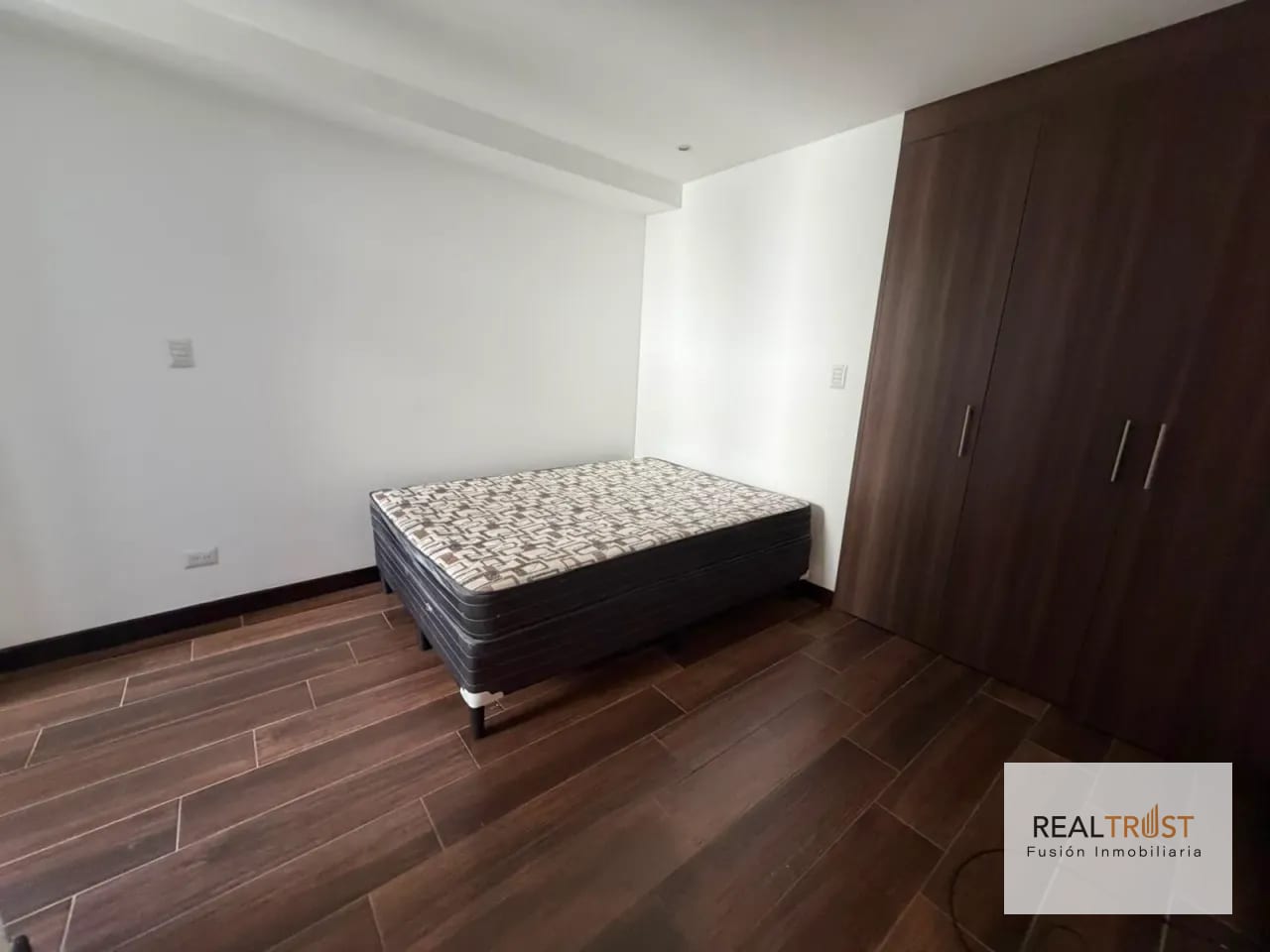 Apartamento en Renta Zona 15 — Apartamento en Alquiler en Zona 15, Guatemala, Ciudad — foto 12 de 17