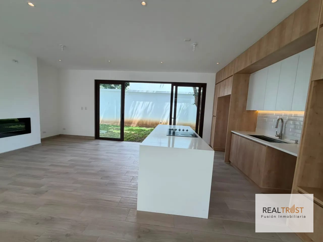 Casa en Venta KM 17.5 CES Arrazola 1 — Casa en Venta en Carretera a El Salvador, Guatemala, Ciudad — foto 6 de 17