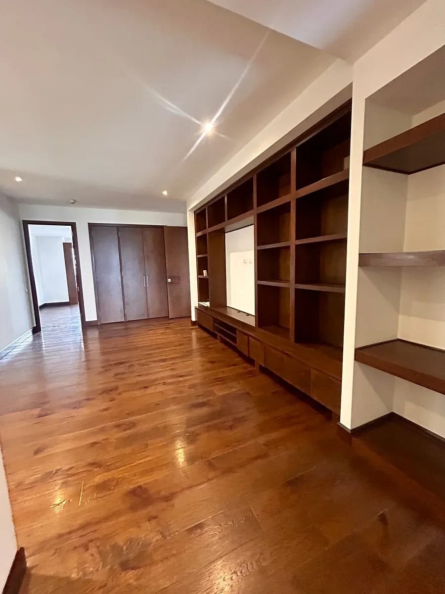 Espectacular Apartamento en Venta enTiffany 5ta — Apartamento en Venta en Tiffany 5ta Avenida, Zona 14, Guatemala, Ciudad — foto 10 de 16