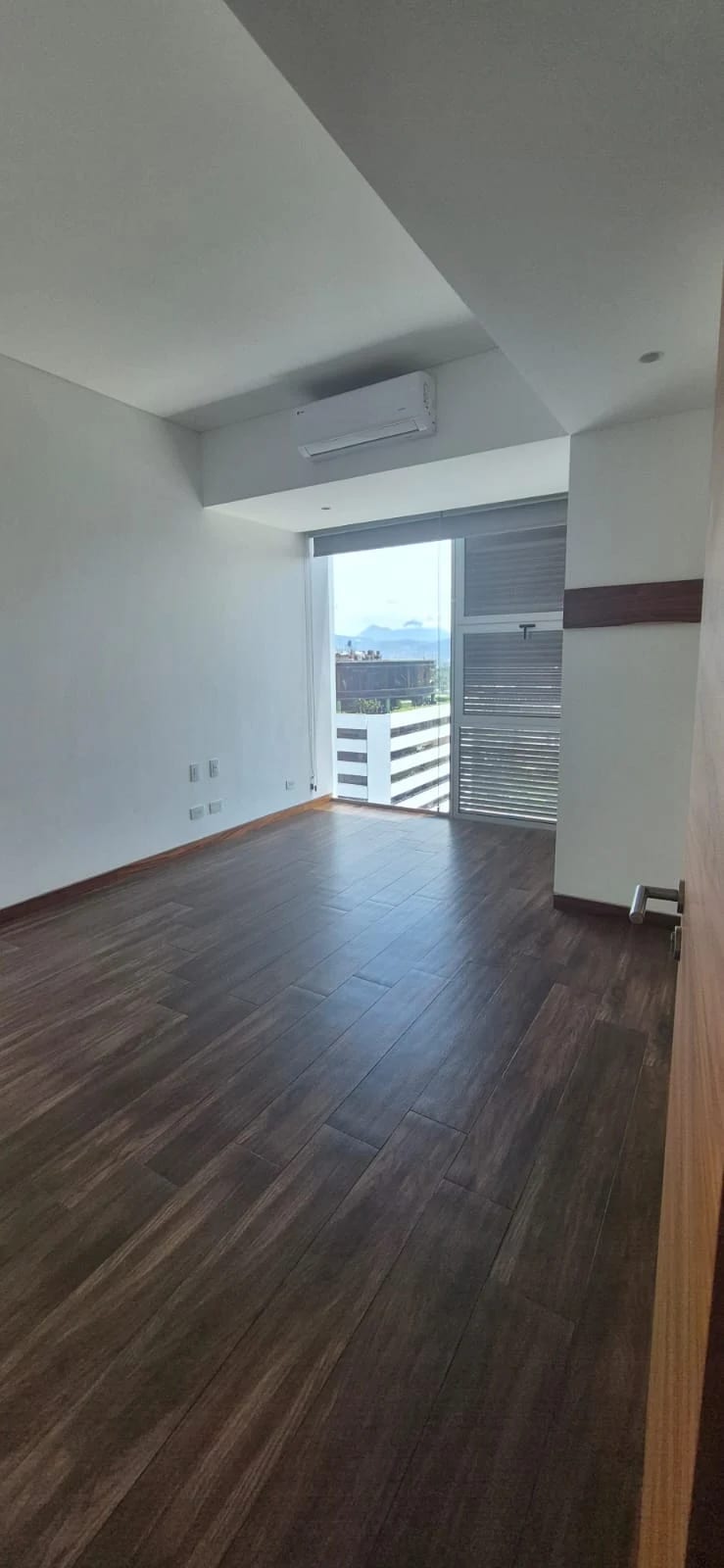 Alquiler de Apartamento en Avia Zona 10 — Apartamento en Alquiler en Avia, Zona 10, Guatemala, Ciudad — foto 4 de 8