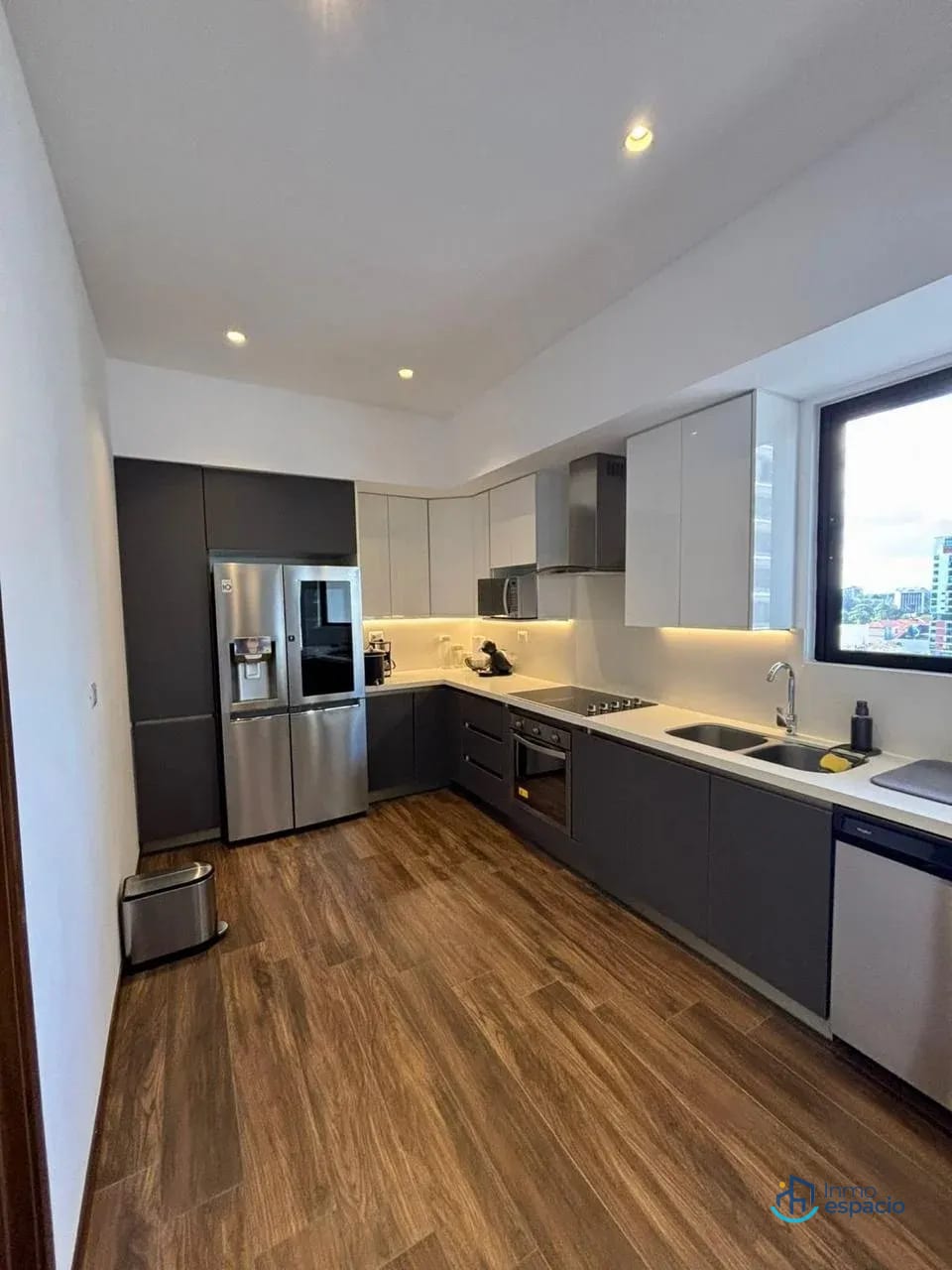 Apartamento en venta en Zona 10 — Apartamento en Venta en Casa Clara, Zona 10, Guatemala, Ciudad — foto 12 de 17