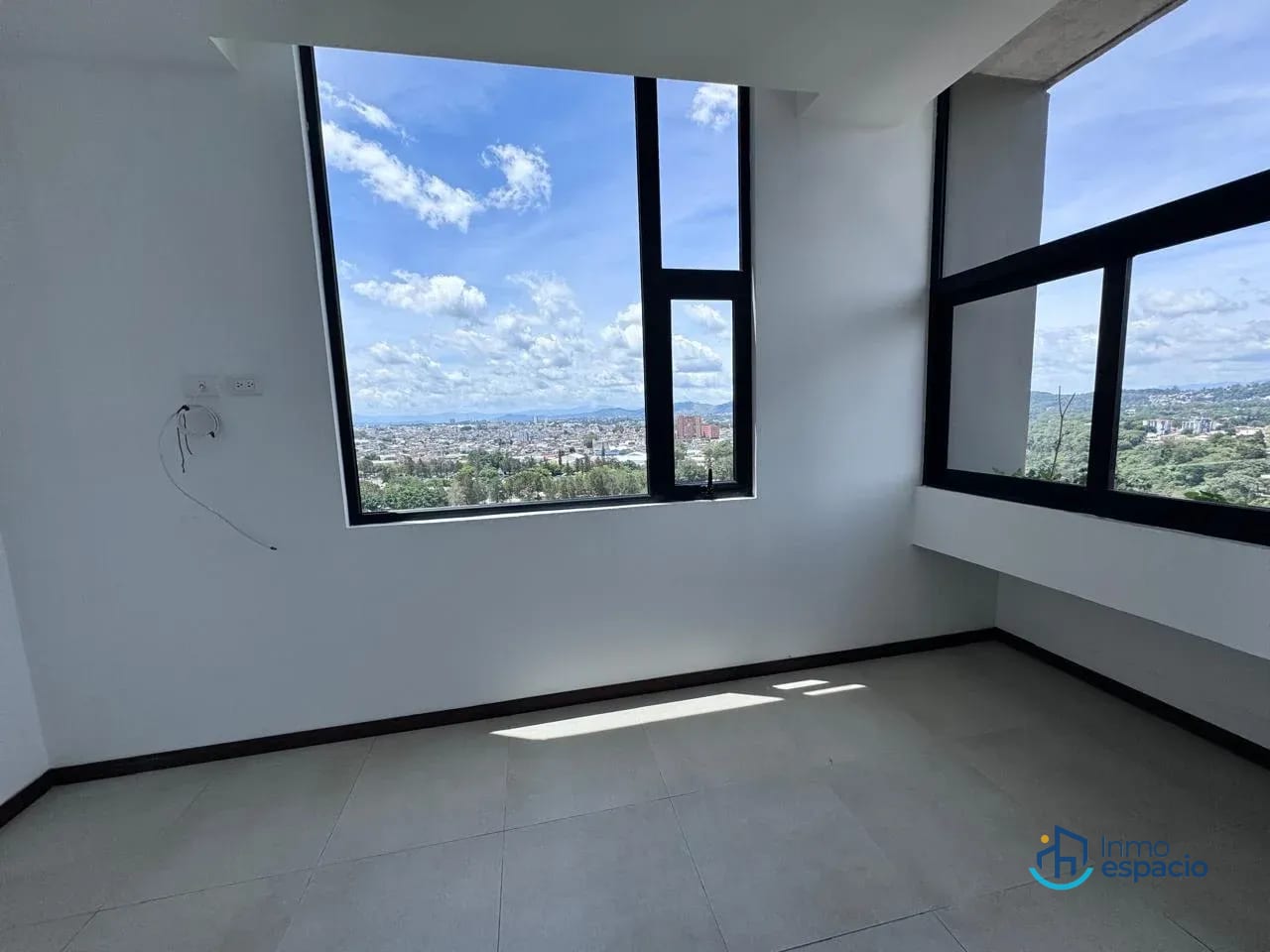Apartamento en Alquiler | Zona 10 Ciudad Vieja — Apartamento en Alquiler en Zona 15, Guatemala, Ciudad — foto 5 de 8
