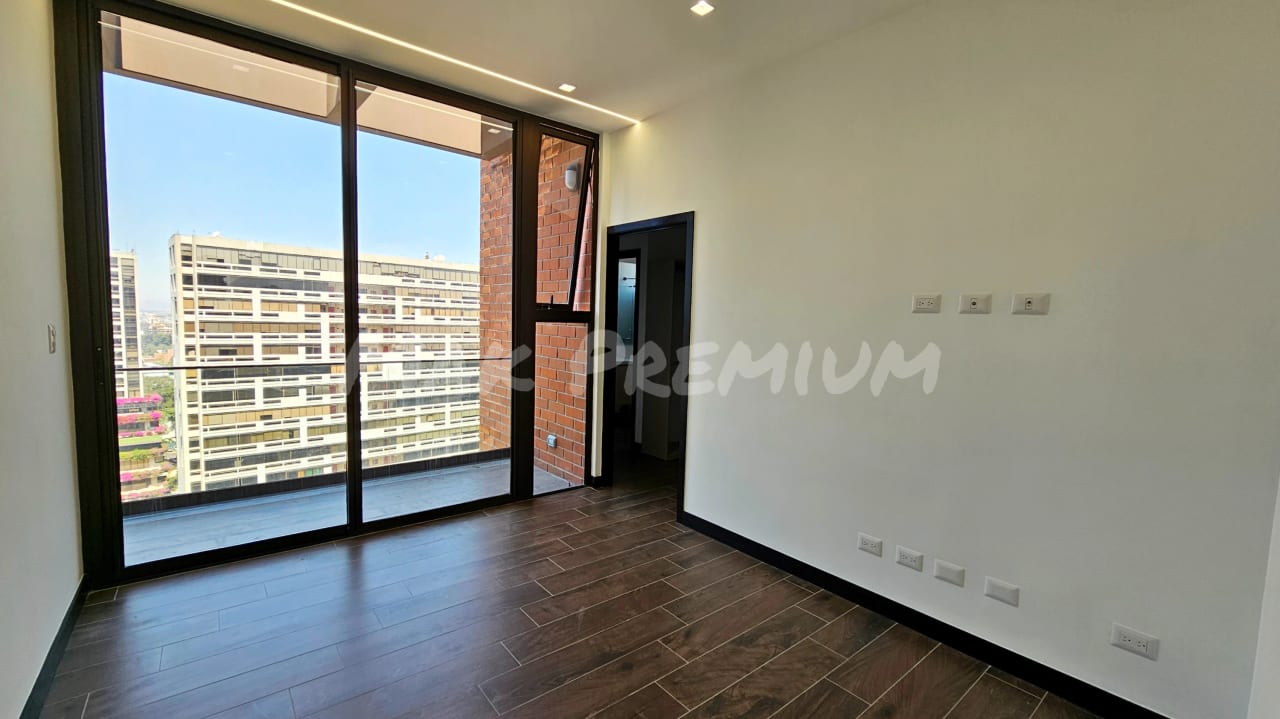 Diagoseis z10 RENTA apto 2 hab 2.5 baños increible vista — Apartamento en Alquiler en Diagoseis, Zona 10, Guatemala, Ciudad — foto 6 de 11
