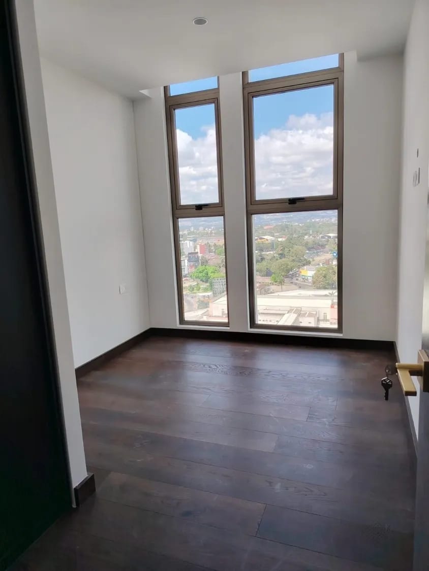 Zona 10, Edificio Atarah, Apartamento en Renta — Apartamento en Alquiler en Atarah, Zona 10, Guatemala, Ciudad — foto 4 de 9