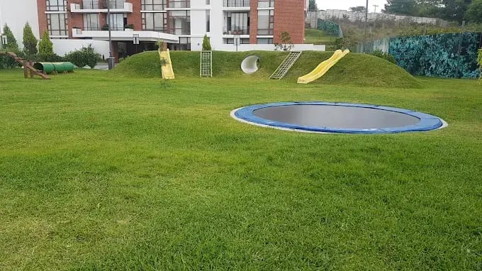 Lindo Apartamento en Venta en San Isidro 20/21 zona 16 — Apartamento en Venta en San Isidro 20/21, Zona 16, Guatemala, Ciudad — foto 2 de 17